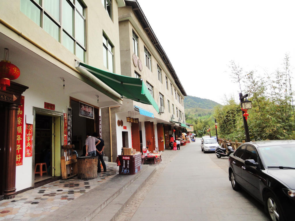Longyan Yongding Tulou Mengtian Inn Buitenkant foto